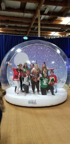 Giant Snow Globe snowglobe